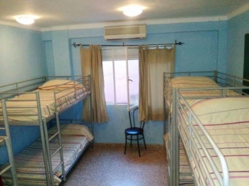 Residencia Malaga Backpackers Hostel Exterior foto